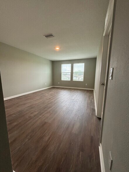 Building Photo - 34974 Daisy Meadow Loop