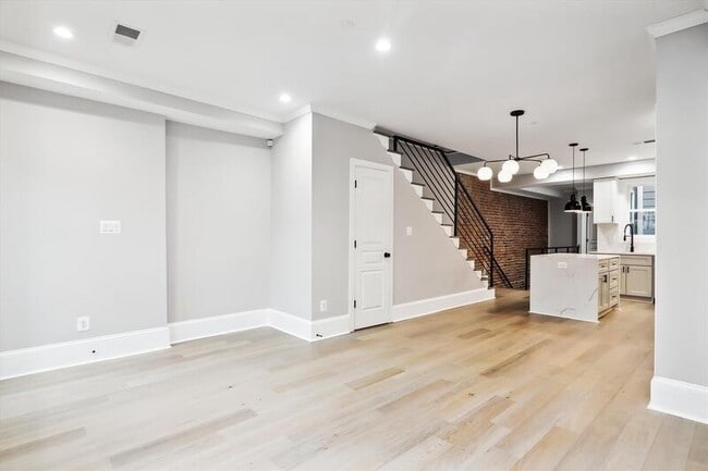 Building Photo - 1541 9th Street Northwest - 2