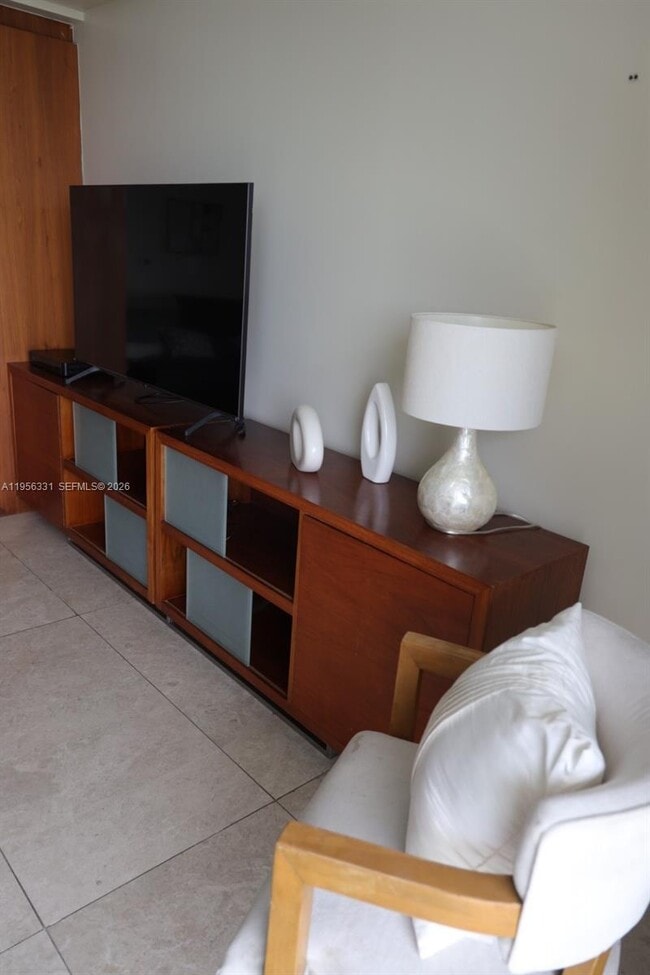 Building Photo - 50 Biscayne Blvd