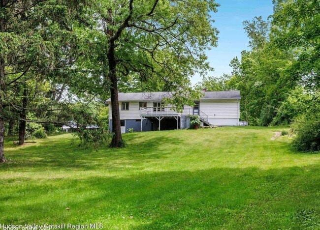 Building Photo - 37 Mary's Ln