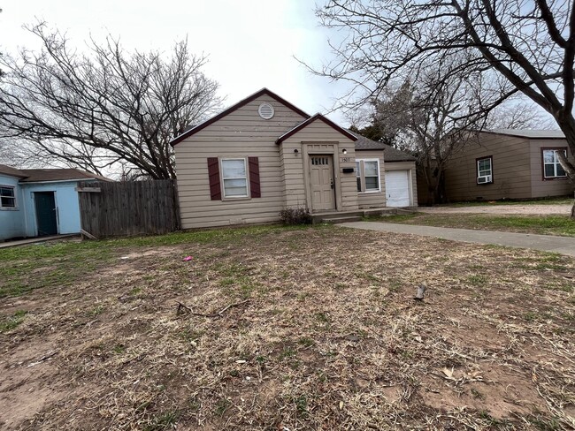 Building Photo - Great 2 bedroom home!