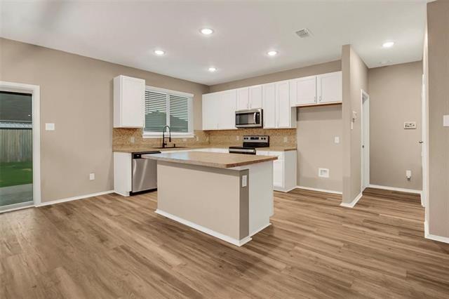 Building Photo - 1021 Waverly Dr