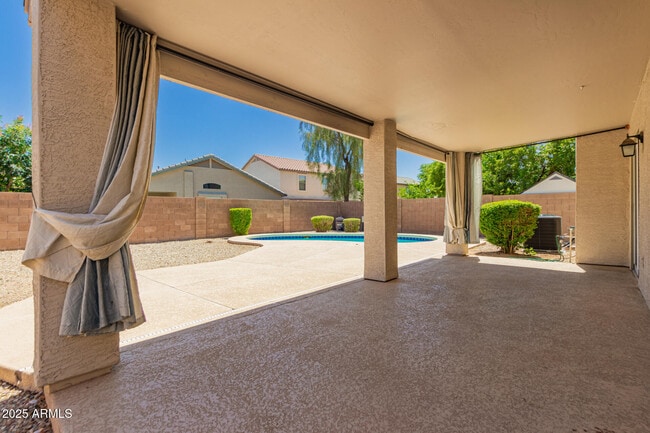 Building Photo - 2415 W Lucia Dr