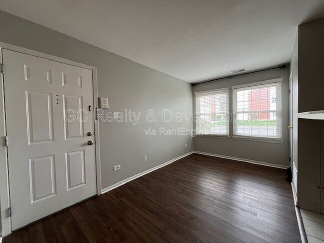 Building Photo - 1251 Wyndham Dr