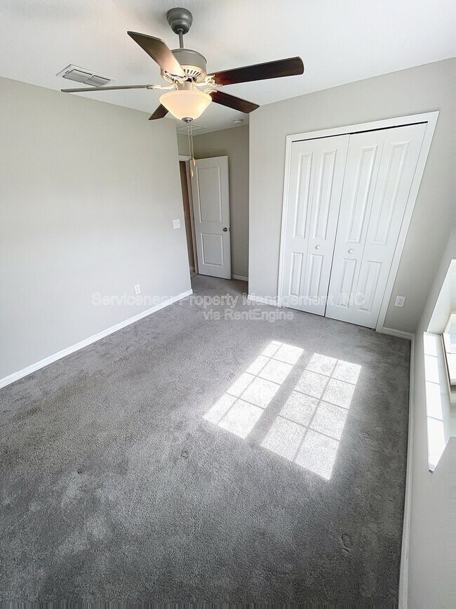 Building Photo - 10344 Alder Green Dr