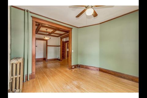Building Photo - 2829 Pleasant Ave