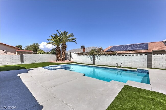 Building Photo - 6348 Vicuna Dr