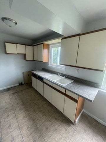Building Photo - 3-Bedroom Home on Stiffler Rd in Flint - C...