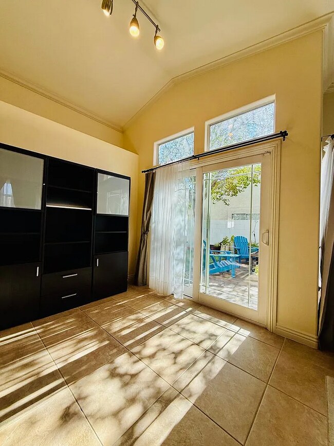 Building Photo - 8512 Arch Bay Ln