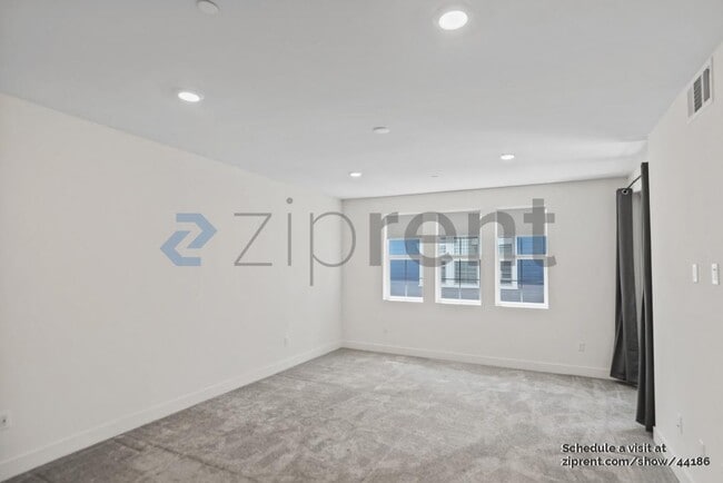 Building Photo - 37393 Salt Grass Rd