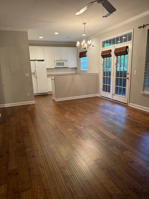 Living room - 7245 Highway 70 S