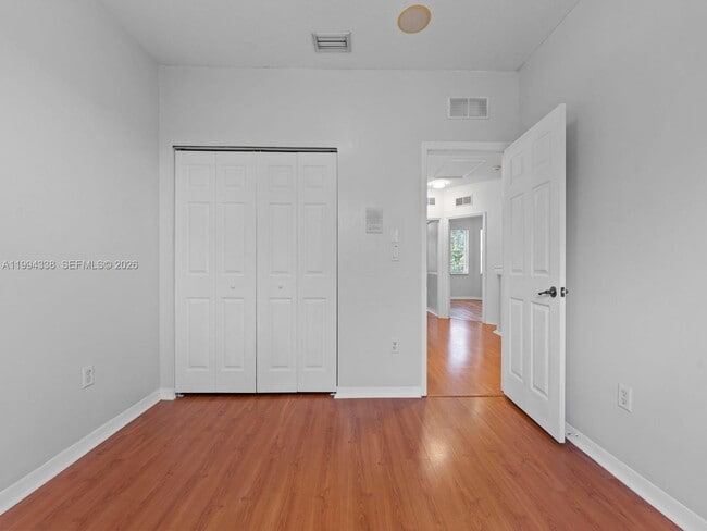 Building Photo - 5001 SW 140th Terrace