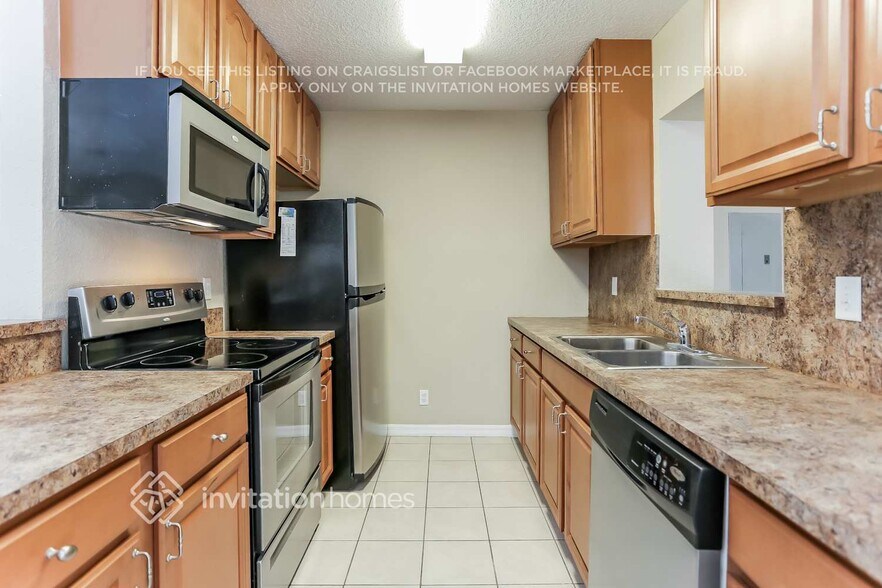 Building Photo - 746 Eagle Way