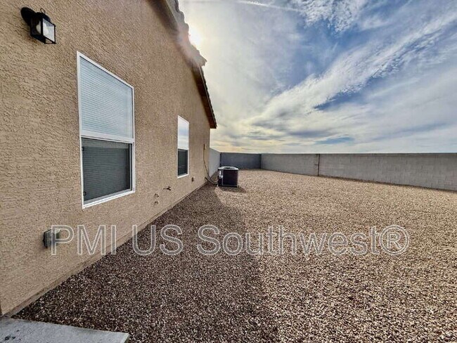 Building Photo - 2167 Cottonwood Crk Cir