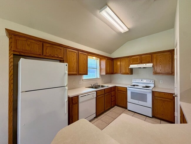 Building Photo - 620parkl