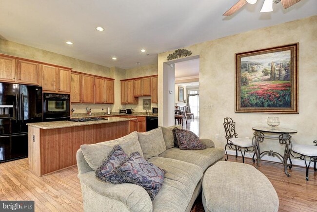 Building Photo - 1657 Colonial Hills Dr