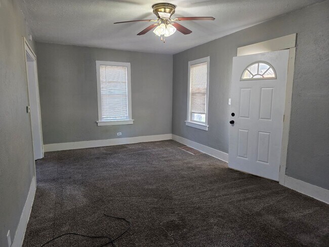 Building Photo - 2-Bedroom, 1-Bathroom Home with Basement – $1,295/Month