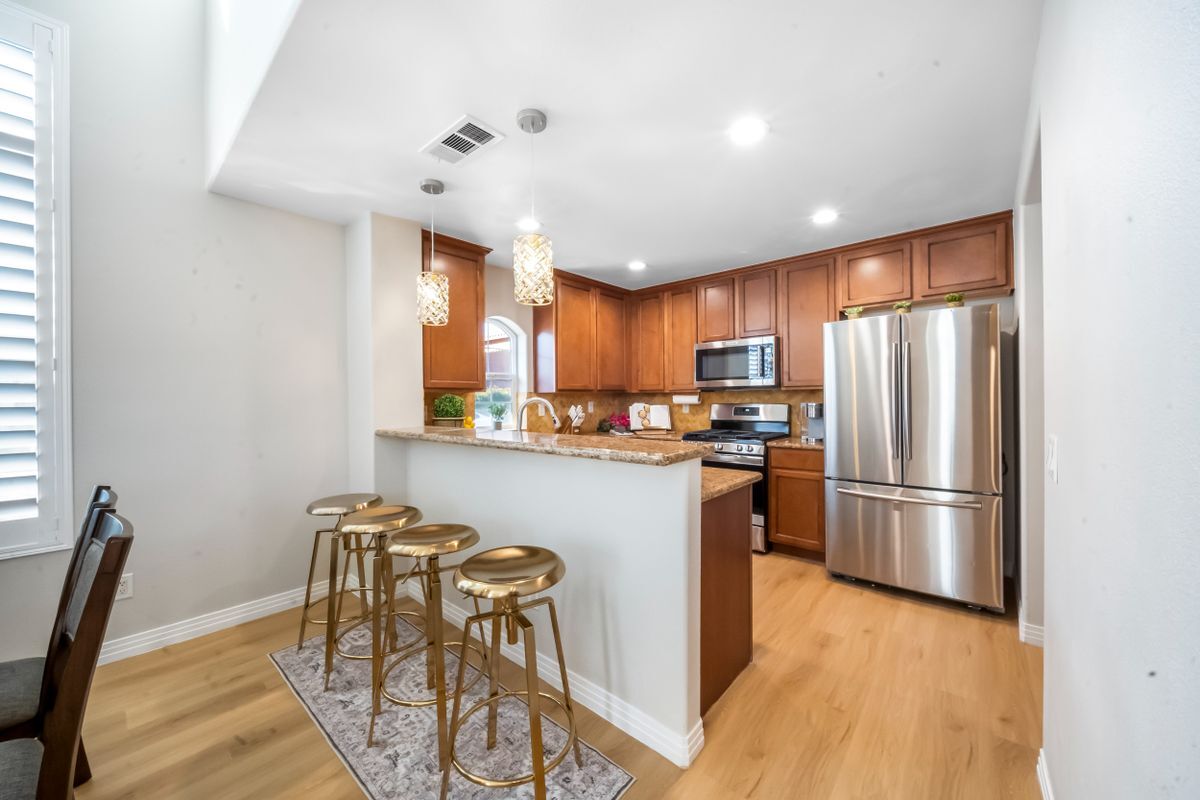 Building Photo - 52154 Rosewood