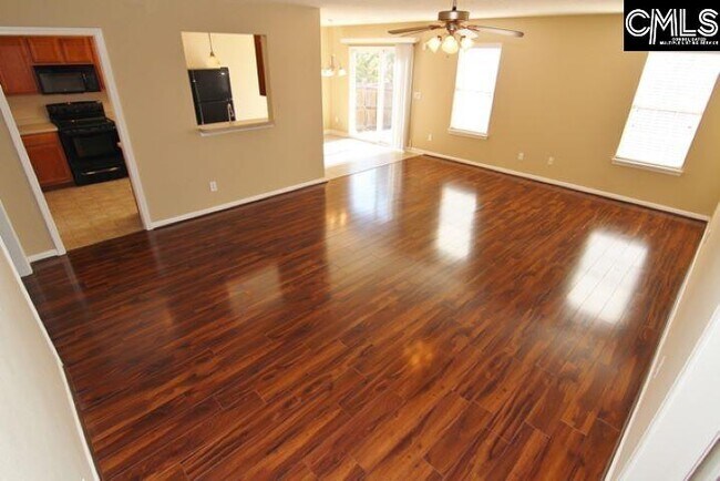 Building Photo - 5 Redbrush Ct