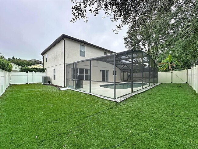 Building Photo - 16748 Sunrise Vista Dr