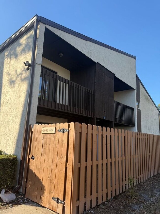 Building Photo - Fantastic 3/3 Townhome in Windsor Pines, Kissimmee