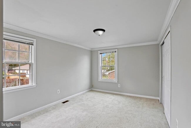 Building Photo - 4116 Majestic Ln