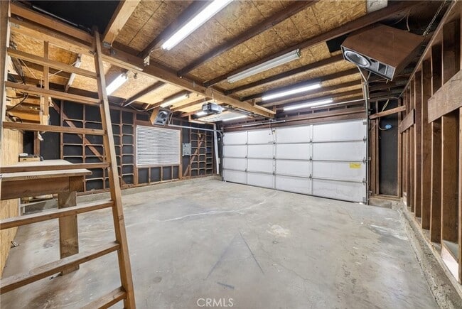 Building Photo - 4201 Franklin Ave