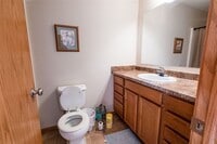 Building Photo - Must See!  2 Bedroom 2.5 Bath Condo