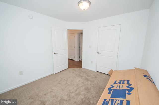 Building Photo - 18 Sabrina Dr