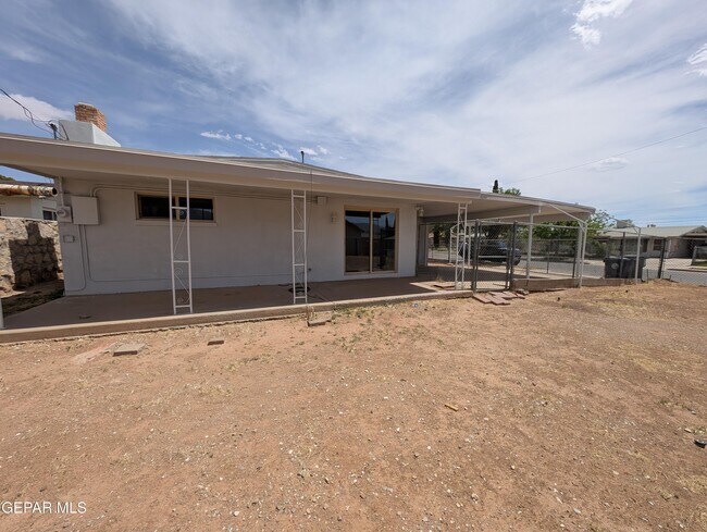 Building Photo - 8921 Mt Olympus Dr