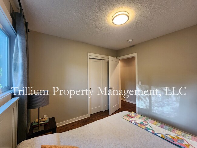 Building Photo - 3929 N Kiska St
