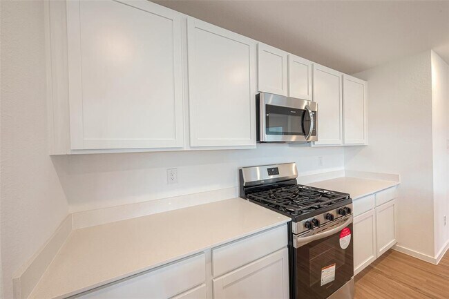 Building Photo - 3106 Elm Br Dr