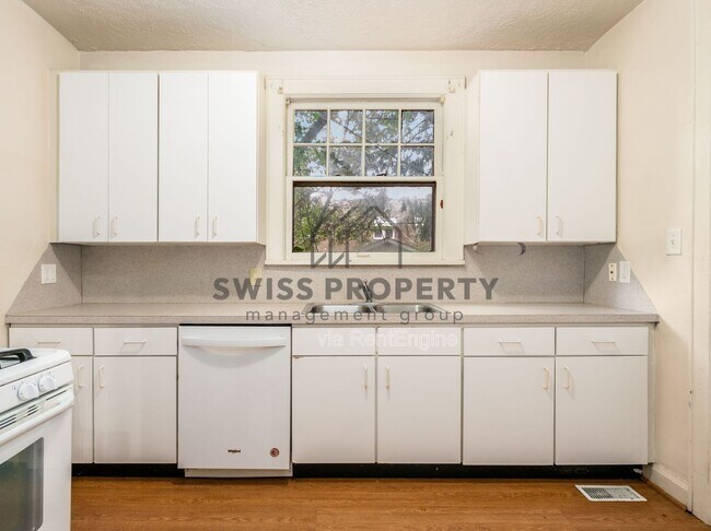 Building Photo - 2086 N 4th St