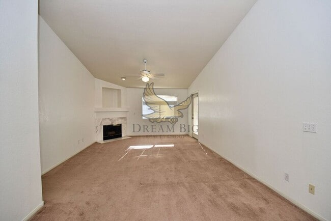 Building Photo - 3320 S Fort Apache Rd