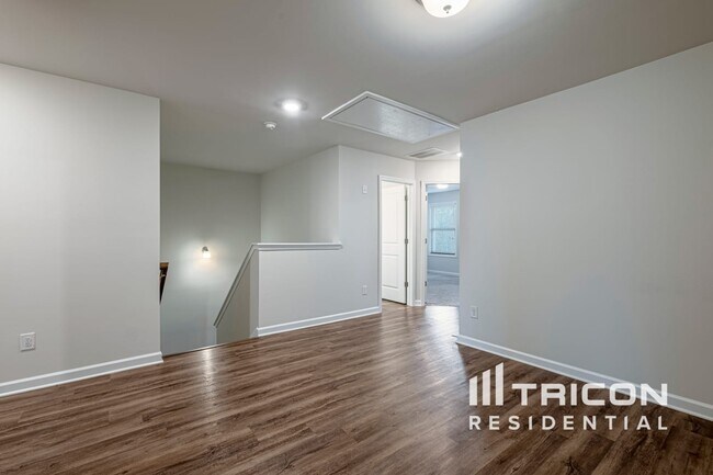 Building Photo - 519 Trickum Hill Dr
