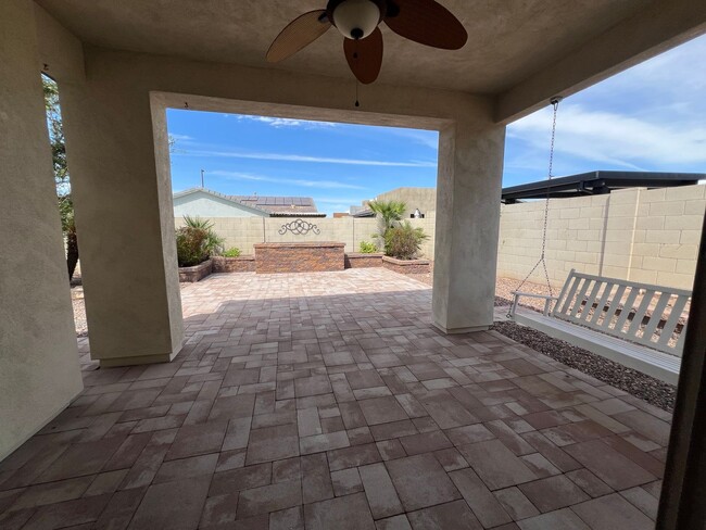 Building Photo - Gilbert Seville Development 3 Bed Plus Den