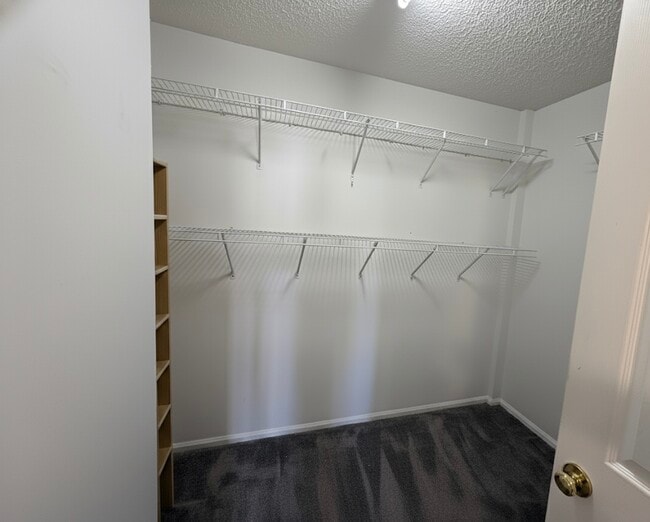 Building Photo - 13 Regency Rd