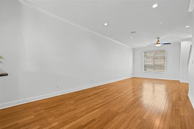 Building Photo - 720 E 1st St