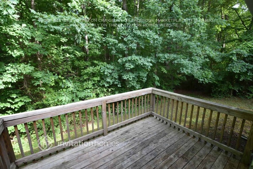Building Photo - 2317 Cricket Ln