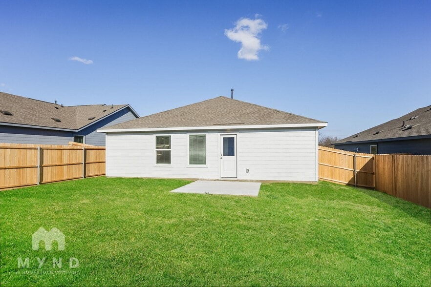 Building Photo - 2712 River Knl Ln