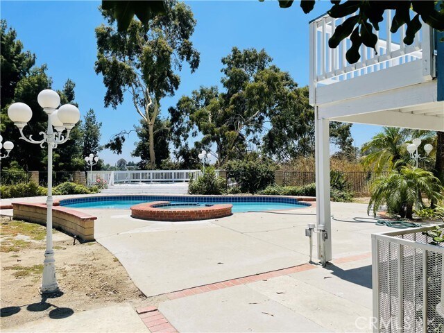 Building Photo - 22088 Cedardale Dr