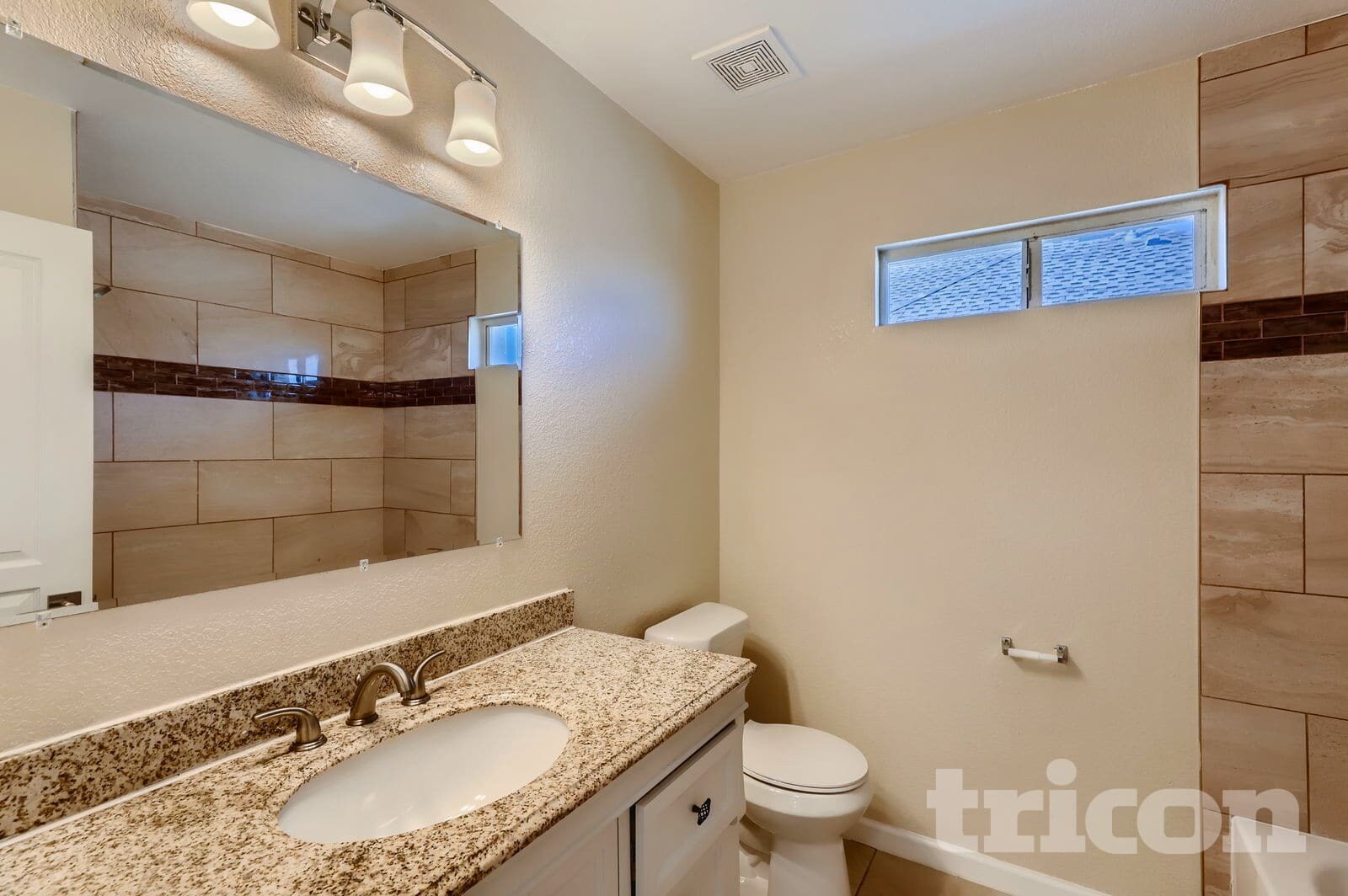 Building Photo - 12069 Brownwood Dr