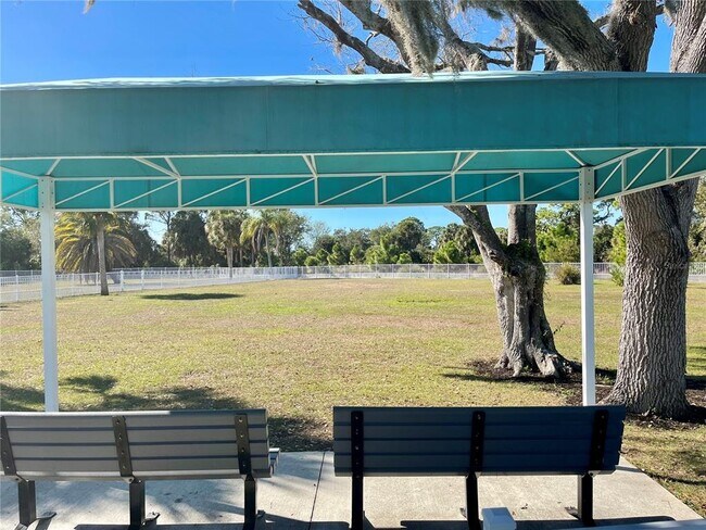 Building Photo - 6408 Wekiwa St