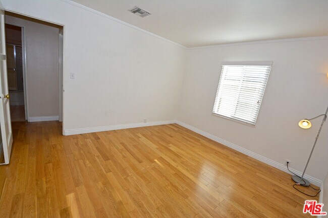 Building Photo - 12944 Haynes St
