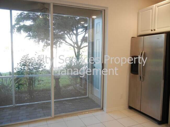 Building Photo - 3350 Antica St