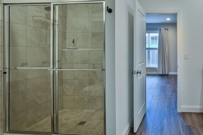 Building Photo - Beautiful Townhome in Arcona Community