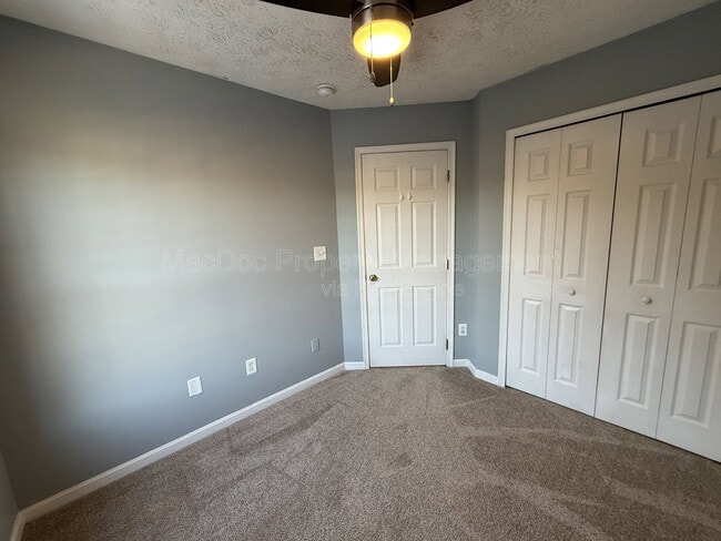 Building Photo - 10500 Boxmeer Ct