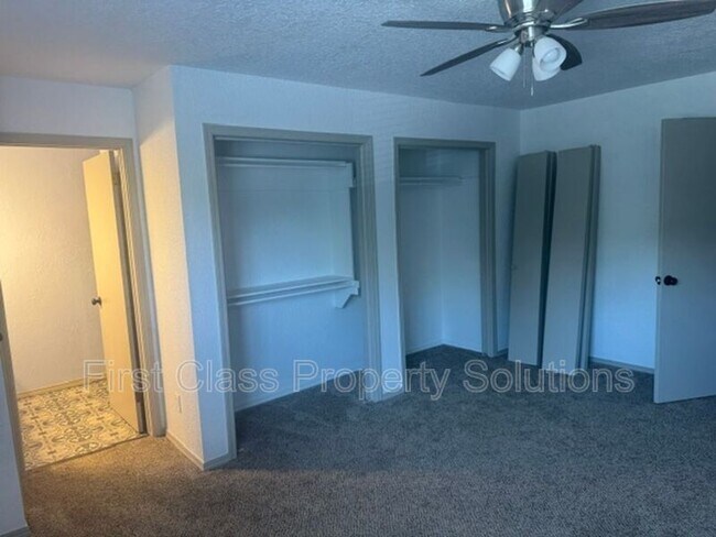 Building Photo - 1404 Mary Lee Ln