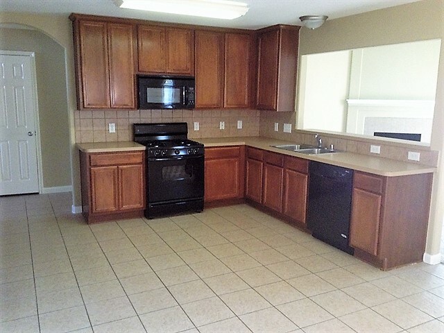 Building Photo - 22927 Lily Creek Dr