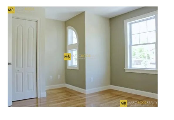 Building Photo - 622 Trapelo Rd